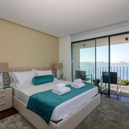 LovelyStay - Luxury 2BR Duplex Apartment in Foz Oporto Extérieur photo