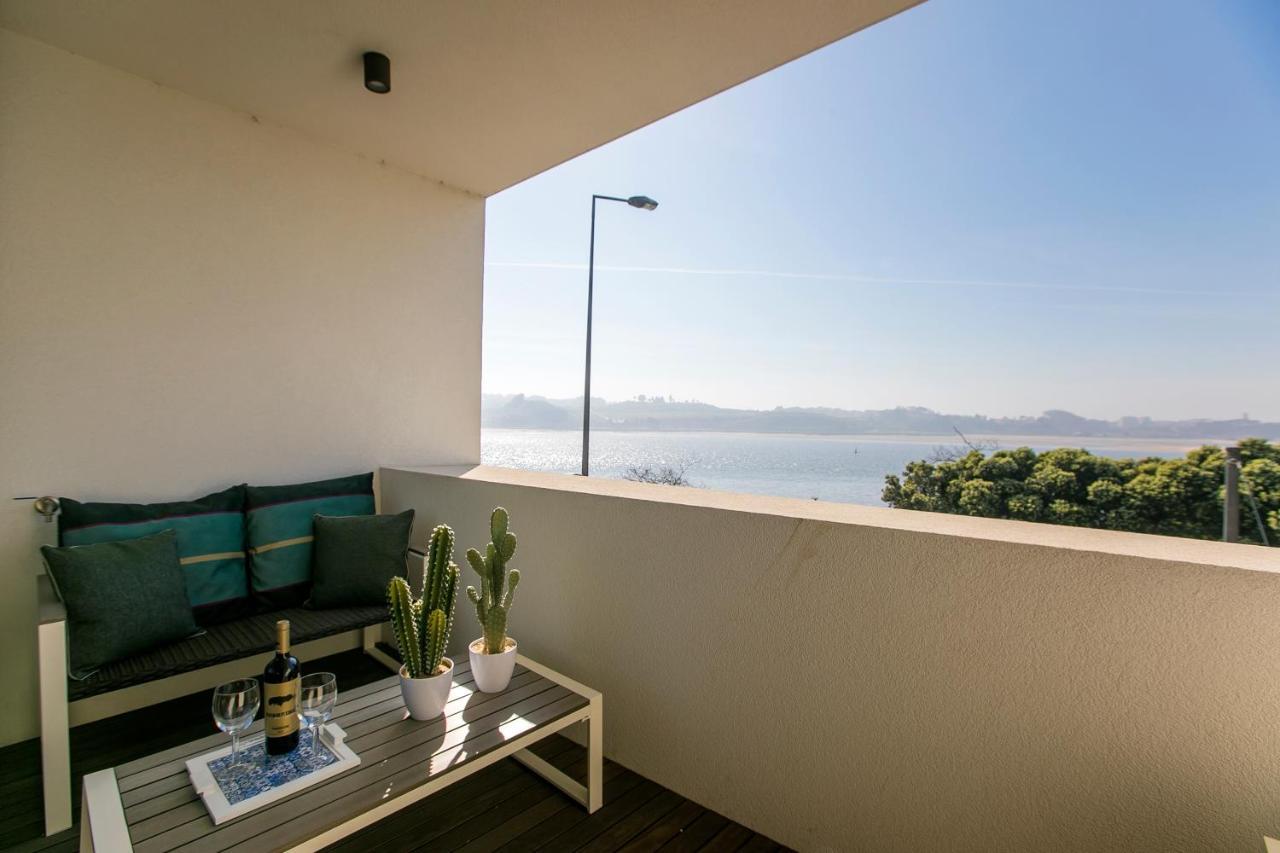 LovelyStay - Luxury 2BR Duplex Apartment in Foz Oporto Extérieur photo